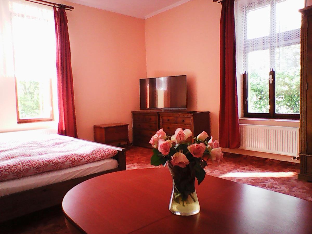 Hotel U Zlate Brany Cesky Raj Wellness à Libuň Extérieur photo